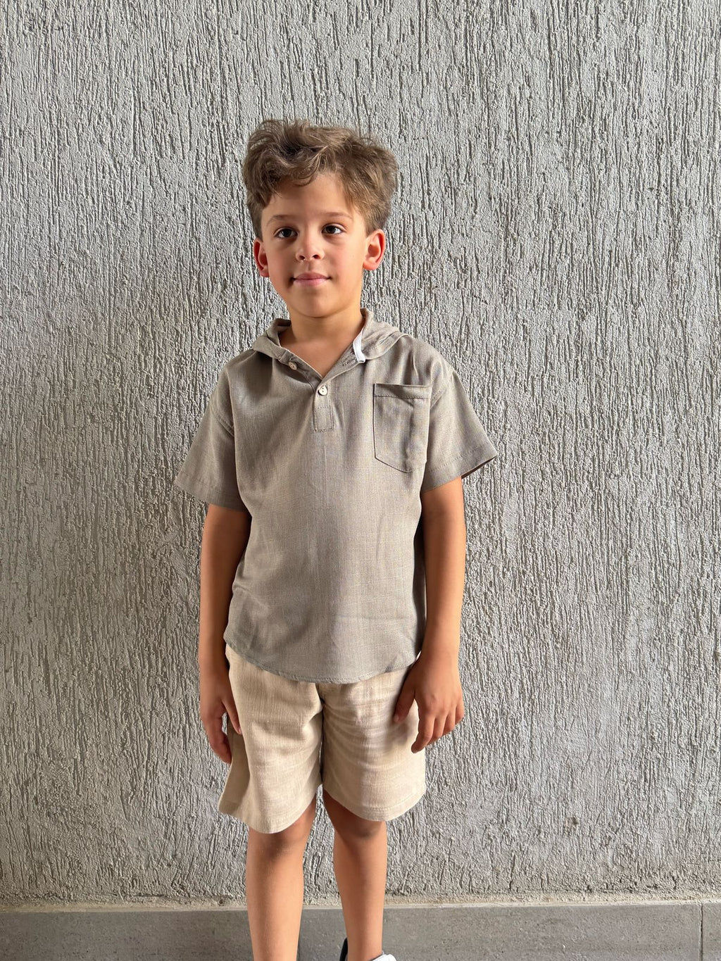 Hooded Linen Shirt in Olive